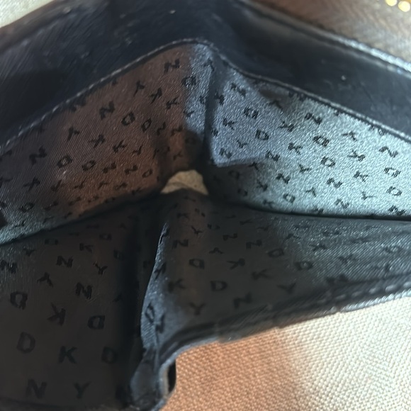 DKNY Small Logo Zip Around Wallet - Picture 6 of 12